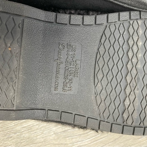 Dearfoams Slippers - Picture 7 of 11
